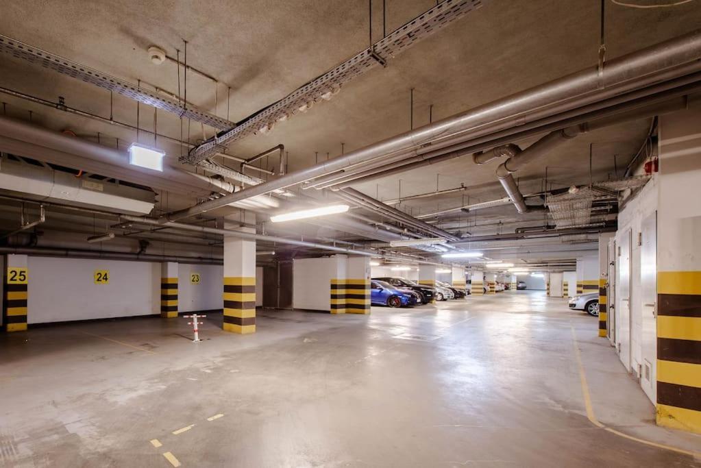 Wygodny Apartament Przy Dworcu Kraków Zewnętrze zdjęcie